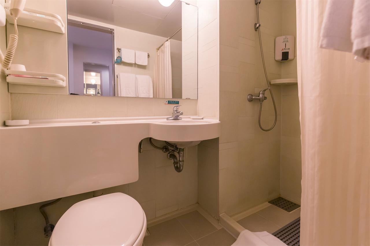 Jingjiang Inn South Pudong Road Tangqiao Шанхай Екстериор снимка